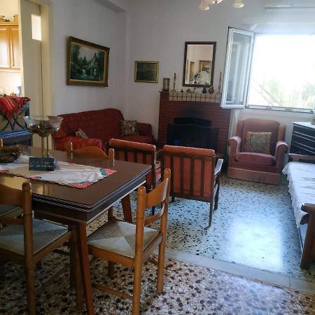 Vacation House Dionysia Aigio Exterior foto
