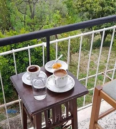 Vacation House Dionysia Aigio Exterior foto