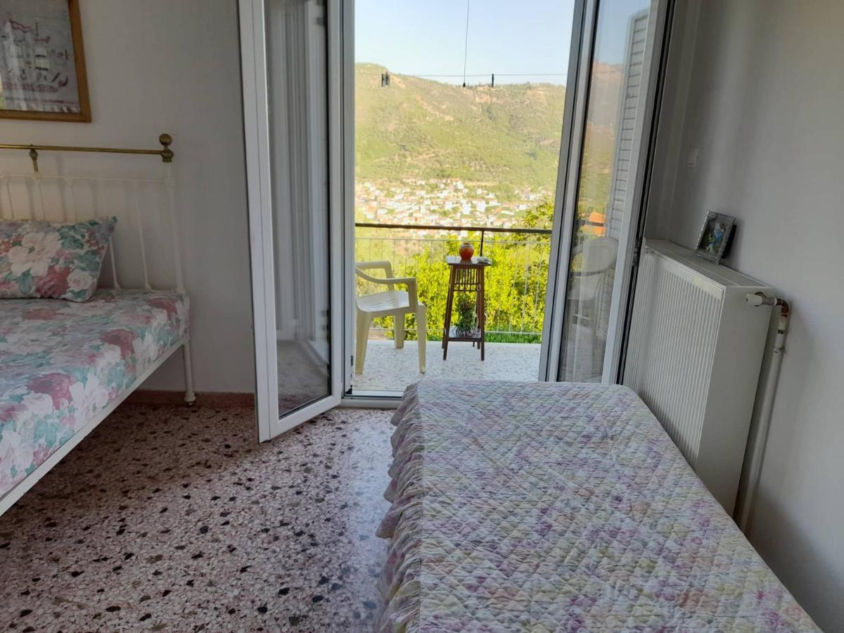 Vacation House Dionysia Aigio Exterior foto